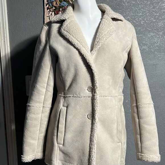 AXARA New York Women's Faux Leather Button Down Jacket, S beige color - Picture 3 of 12